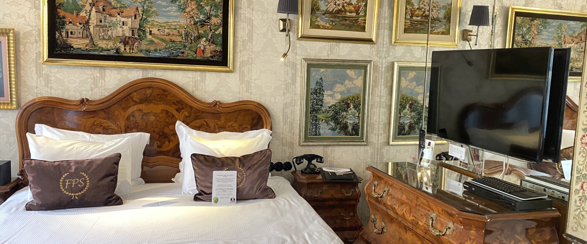 Beyoğlu Hotels 2025: Modern Boutique & Luxury Accommodation Guide for Istanbul