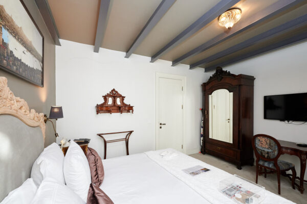 Istanbul art hotels, Beyoglu art hotels, Istanbul design hotels, Istanbul boutique hotels, Pera hotels, Cihangir hotels, Faik Pasha Apartments, Istanbul 2025