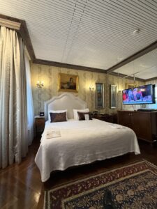 beyoglu hotels, Beyoğlu otel fiyatları, Beyoğlu butik otel, Beyoğlu apart otel, Beyoğlu Airbnb, Beyoğlu pansiyon, İstanbul konaklama 2026