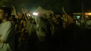 Altın Gün Istanbul 2026 concert crowd gathered at an outdoor Istanbul stage