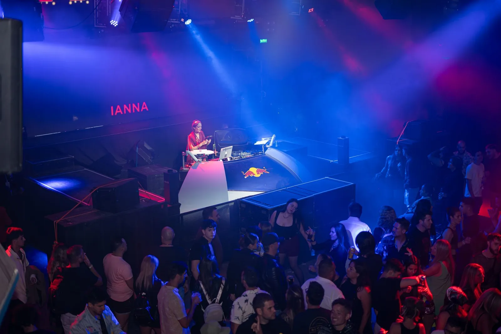 Concert crowd enjoying an electronic music show in Istanbul