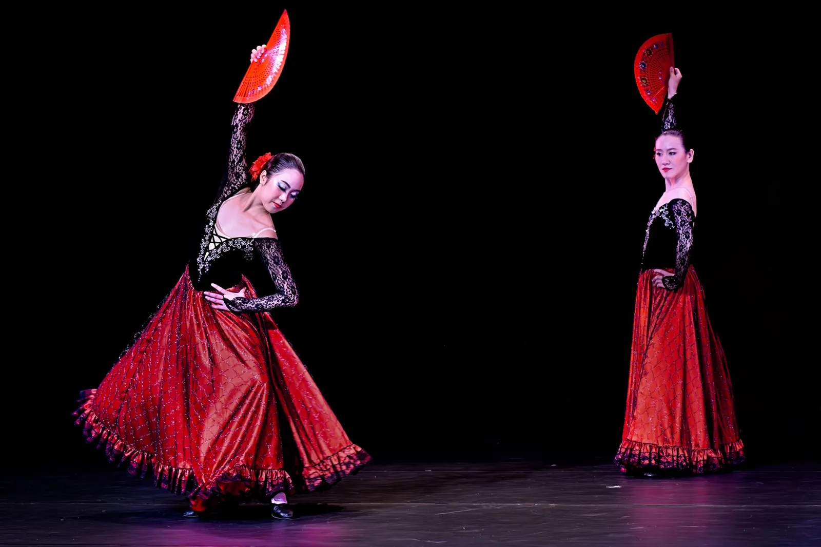 Carmen by Antonio Gades Istanbul 2026 audience arriving at Zorlu PSM